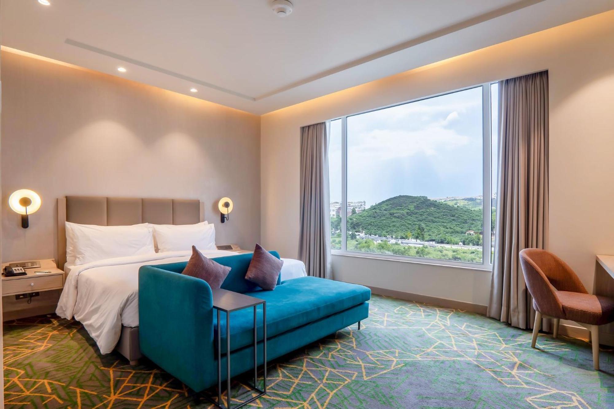 Katra Vaishno Devi By Ihg Hotel Katra (Jammu and Kashmir)